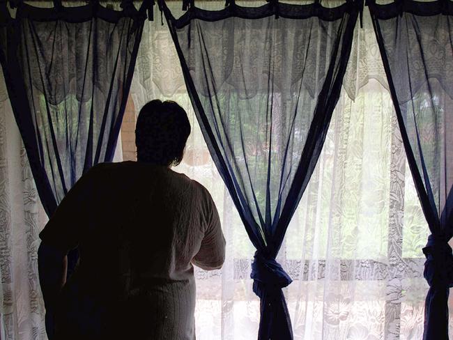 Woman answers door naked for court appearance