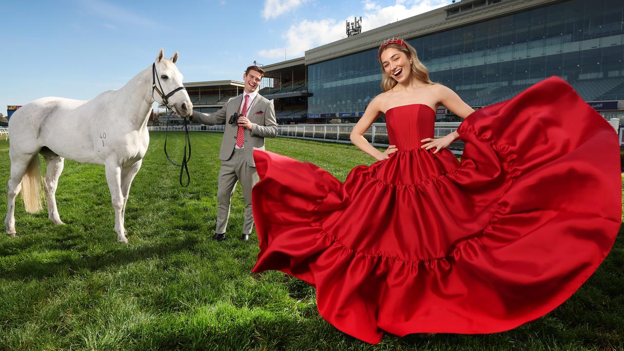 Caulfield Cup carnival ticket prices slashed amid cost of living crisis