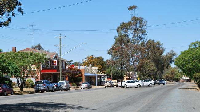 Ungarie’s main street.