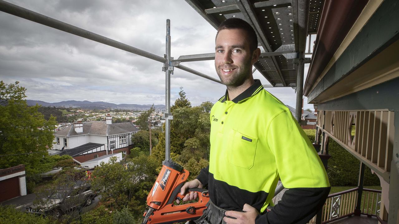 The government is set to announce generous packages for people in trades. Picture: Chris Kidd