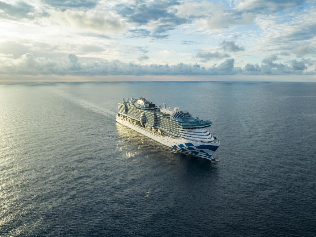 How to avoid the crowds on a cruise with 4300 guests
