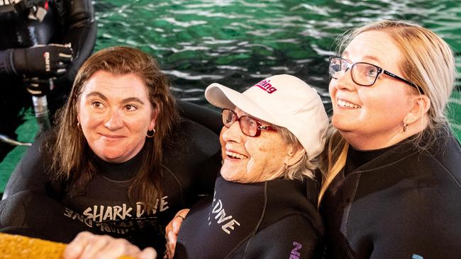 Dorothy Yeomans marked her 104th birthday by swimming with sharks.