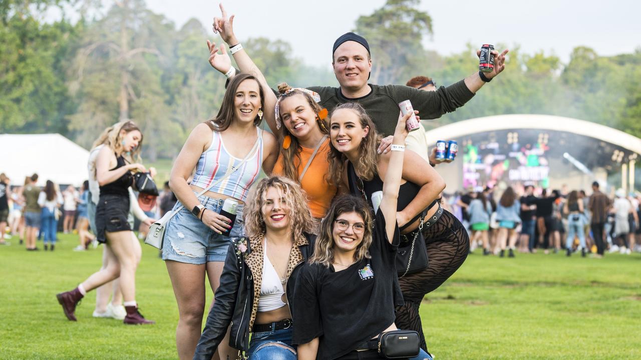 At The Backyard Series are (from left) Lana Styler, Nicole Semenzato, Jordie Franke, Roberta Pagani, Julia Martin and Simone Formasini in Queens Park, Saturday, November 6, 2021. Picture: Kevin Farmer