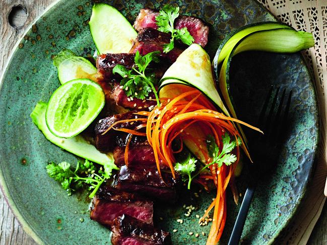 TWAM-20170318 EMBARGO FOR TWAM 18 MARCH 2017 NO REUSE WITHOUT PERMISSION Steak with Vietnamese zucchini salad Pic : Guy Bailey Styling Jenn Tolhurst