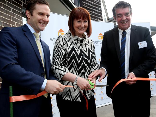 Wentworth board director Amanda Anker officially opens the housing project with MPs Alex Hawke and Ray Williams. Pictures: Peter Kelly