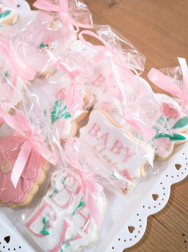 Adut’s baby shower cookies. Picture: Instagram / @adutakech