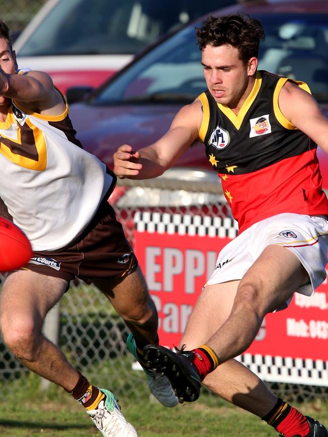 Kain Proctor gets a snap away for Fitzroy Stars. Picture: Mark Wilson.