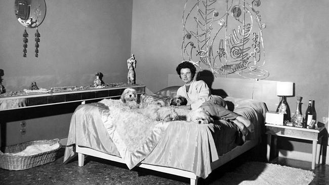 The art collector in her bedroom in a still from <i>Peggy Guggenheim: Art Addict</i>.