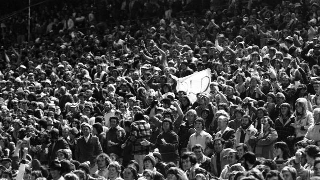 The first State of Origin match at Lang Park brought new life to rugby league as Queensland beat New South Wales 20-10 with 30,000 fans turning out to watch the game. Picture: Geoff McLachlan