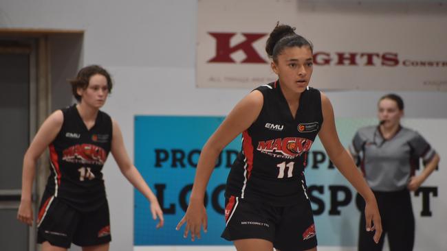 Samantha Padget (from left) and Sarah Lelliott at the U14 State Championships division one semi final between Mackay Meteorettes and Southern Districts Spartans in Mackay, July 9, 2021. Picture: Matthew Forrest