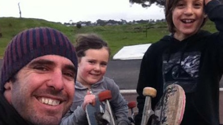 Alejandro Travaglini with his children Mali and Indi.