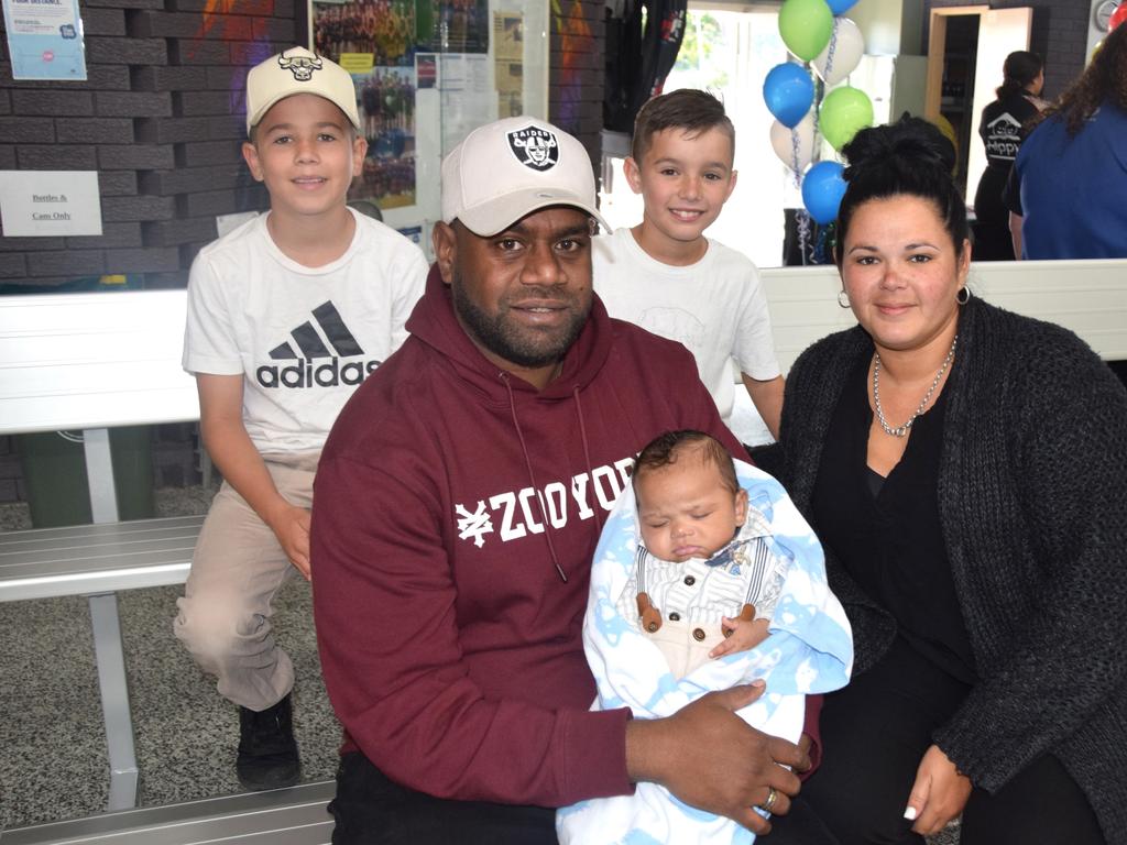 Rezon, Koa and Sarah Youse with Logan and Braxton Kane at the NAIDOC Baby Show 2021