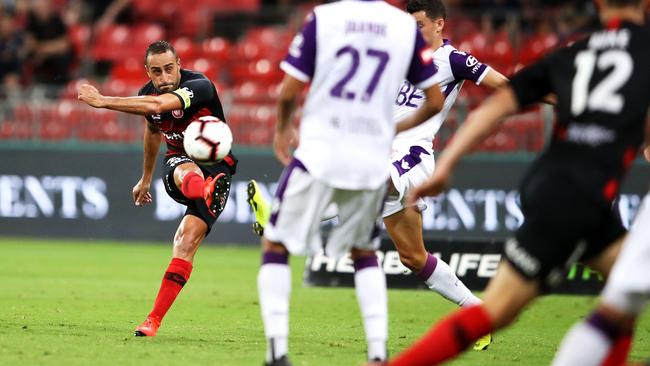 Tarek Elrich nails the equaliser.