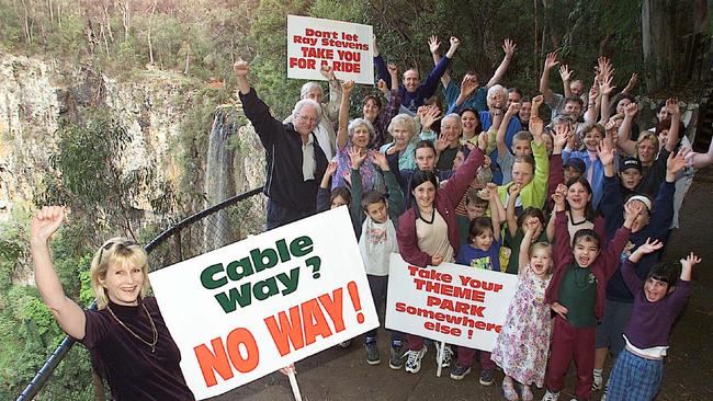 Protesters opposed to the cableway in 2000.