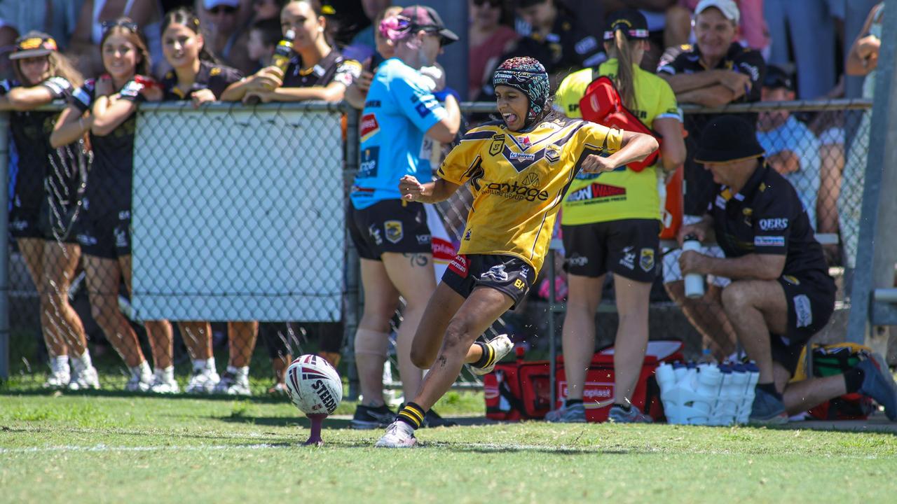 Aamira Renouf in action for the Sunshine Coast Falcons. Picture: Mitch Ensby/QRL.