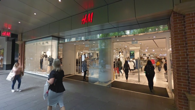 Sydney H&M in the Glasshouse Building on Monday 21 June from 10.45am to 11.45am is a close contact venue