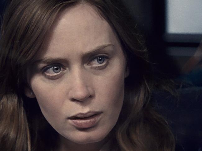 Rachel Watson (Emily Blunt) in a scene from THE GIRL ON THE TRAIN directed by Tate Taylor in cinemas October 6, 2016. An Entertainment One Films release.