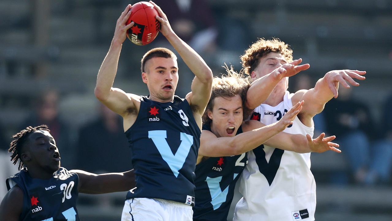 Darcy Wilmot takes a strong grab in the Victorian Challenge match. Picture: Michael Klein