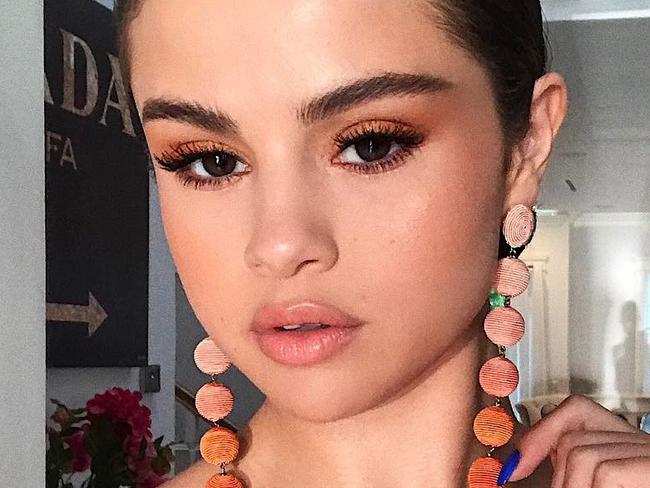 "Beautiful @selenagomez on her way to the premiere of her new @Netflix show @13reasonswhy". Styled by @kateyoung @tombachik @_marissamarino @hungvanngo #SelenaGomez #13reasonswhy #netflix. Picture: Hung Vanngo / Instagram