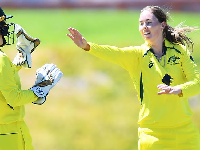 ADELAIDE, AUSTRALIA - JANUARY 20: Amanda Jade-Wellington  of Australia celebrates the wicket of Ellie Threlkeld of England   with Georgia Redmayne of Australia during the First International T20 match in the series between Australia A and England A at Karen Rolton Oval, on January 20, 2022, in Adelaide, Australia. (Photo by Mark Brake/Getty Images)