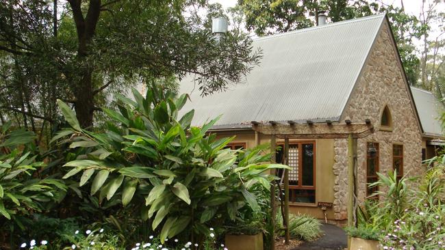 Witches Falls Cottages at Tamborine Mountain