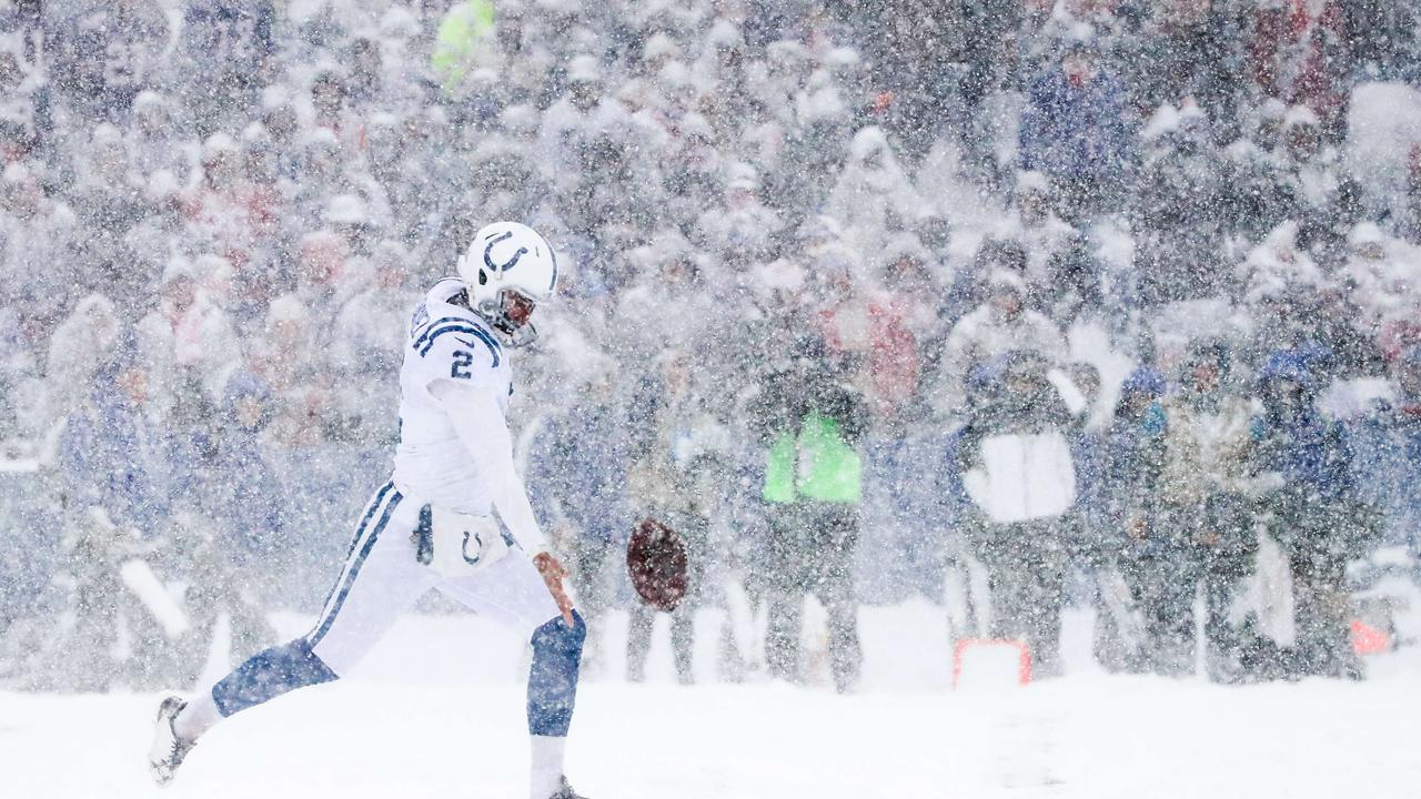 Snow Bowl! Blizzard engulfs NFL clash between Bills and Colts in Buffalo as  hosts claim overtime win - Mirror Online