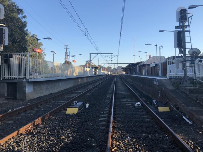 The railway crossing at Riverstone cripples trade and traffic.