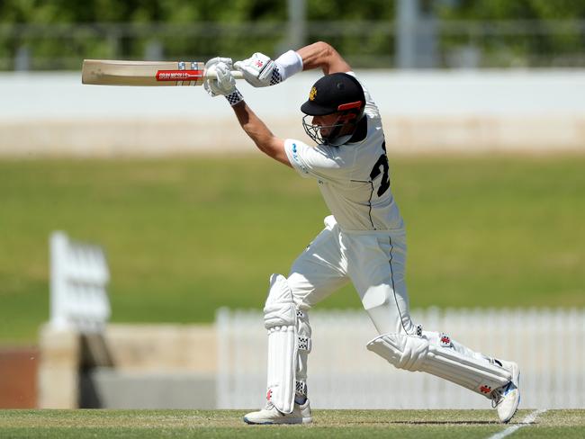 Shaun Marsh finished the day unbeaten on 101. Picture: AAP Image/Richard Wainwright