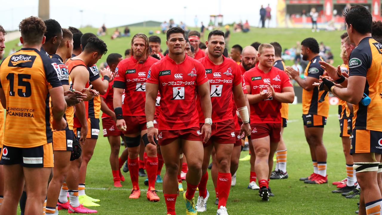 Sunwolves players are applauded as they leave the field at WIN Stadium.