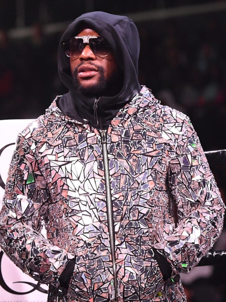 Boxing: Floyd Mayweather buys $25,000 mirrored jacket, Forbes rich list