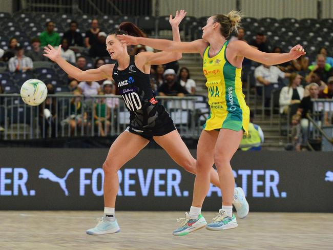 Karin Burger of New Zealand and Liz Watson (Captain) of Australia compete for the ball. Picture: Grant Pitcher/Gallo Images/Getty Images