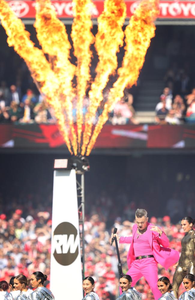 Robbie Williams at the 2022 AFL Grand Final between the Geelong Cats and Sydney Swans at the MCG. Picture: David Caird