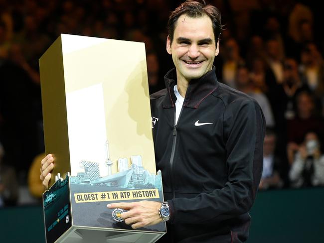 Roger Federer World No.1, Records, Video: ATP Rotterdam Quarter-final ...