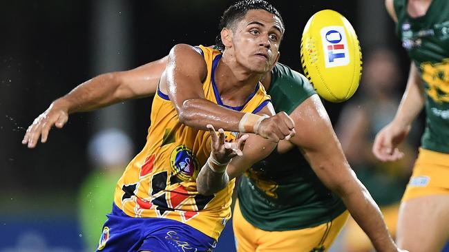 Ronald Fejo Jr’s return for the second semi-final against Nightcliff will add speed and skill to the Wanderers line-up. Picture: Felicity Elliott AFLNT/Media