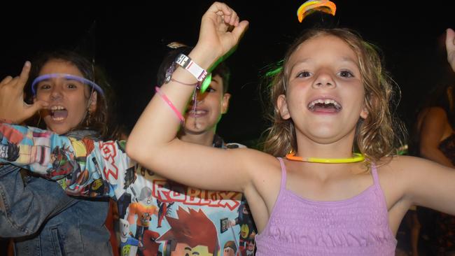 It was smiles all round as crowds celebrated the end of 2022 on Mooloolaba Beach. Photo: Elizabeth Neil