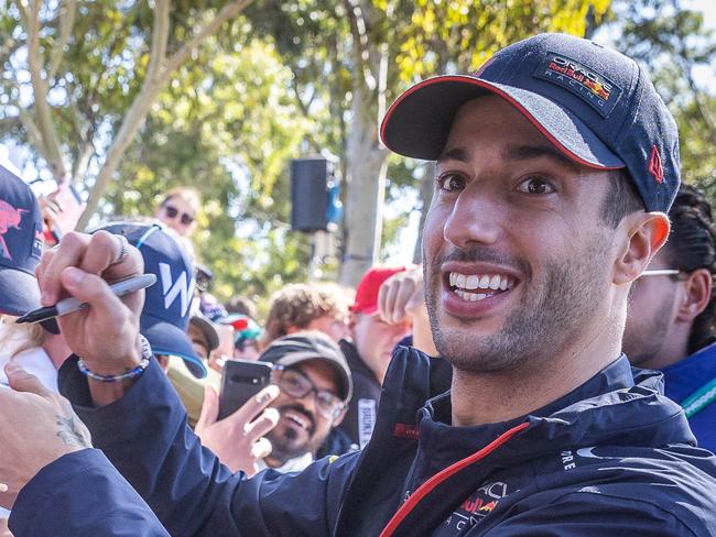 F1 Melbourne Grand Prix 2023. GP. Albert Park. Sunday. Daniel Ricciardo interacts with fans along the Melbourne Walk. Picture: Jake Nowakowski