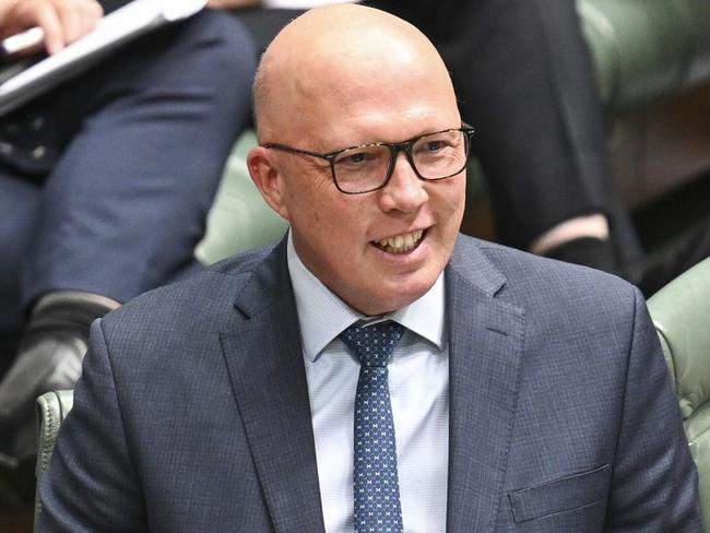 ‘Common sense’: Peter Dutton applauded over one flag stance