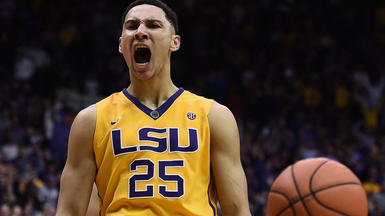 BATON ROUGE, LA - JANUARY 05: Ben Simmons #25 of the LSU Tigers reacts to a dunk against the Kentucky Wildcats during the second half of a game at the Pete Maravich Assembly Center on January 5, 2016 in Baton Rouge, Louisiana. LSU defeated Kentucky 85-67. Stacy Revere/Getty Images/AFP == FOR NEWSPAPERS, INTERNET, TELCOS & TELEVISION USE ONLY ==