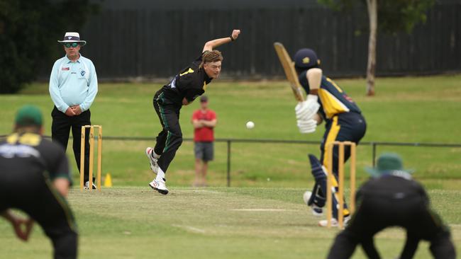 VSDCA: Ben Livingston bowling for Bayswater. Picture: Stuart Milligan