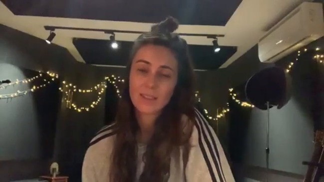 Amy Shark’s message to Gold Coast