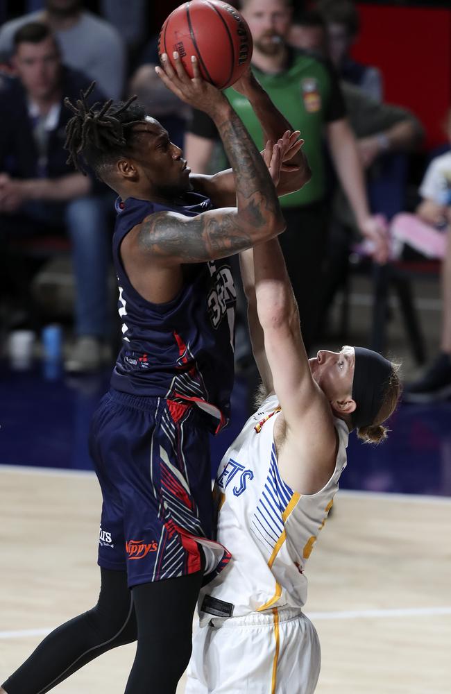 Eric Griffin had a game-high 22 points and played smart defence, keeping himself out of foul trouble. Picture: Sarah Reed.