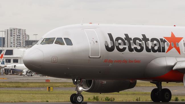 Jetstar baggage handlers and ground crew are set for a 24-hour strike over the Australian budget airline’s current employment proposal. Picture: AAP