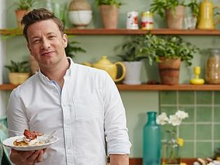 Oliver’s eye on Tassie for healthy eating