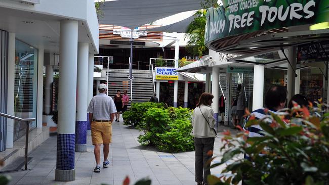 Bay Village. Hastings Street.Noosa Heads. Photo Geoff Potter / Noosa News