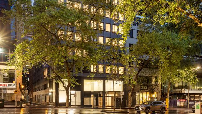 Brady Property has snapped up the block of 147 completed apartments from a China-backed developer, Aurumstone.