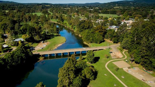 A view over Lavender Bridge in Bellingen.