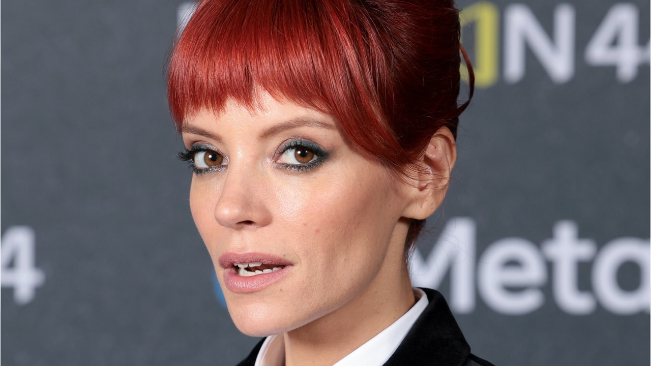 Lily Allen admits to having issues with eating