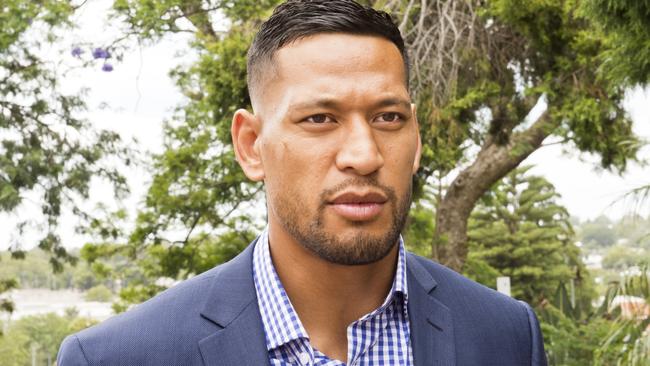 Israel Folau is dragging rugby into a mud pit.