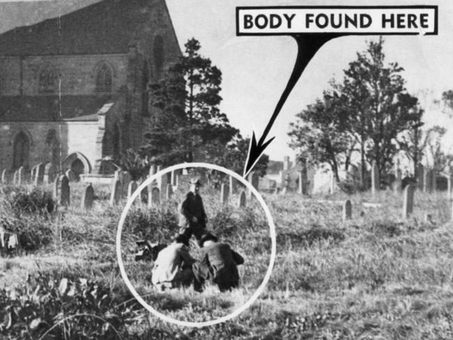 **This picture has a scanned reverse - see associated content at the bottom of the details window**Norma Joan Ginn aka Norma Ginn, murder victim. 11 year old girl whose body was found in Camperdown cemetery 11/06/1946. The case has never been solved.