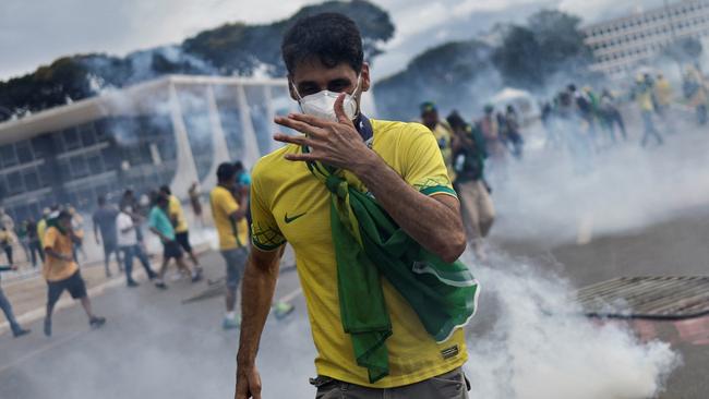 Supporters of Brazil's former President Jair Bolsonaro demonstrate against President Luiz Inacio Lula da Silva, outside Planalto Palace in Brasilia, Brazil, January 8, 2023. Picture: REUTERS/Ueslei Marcelino